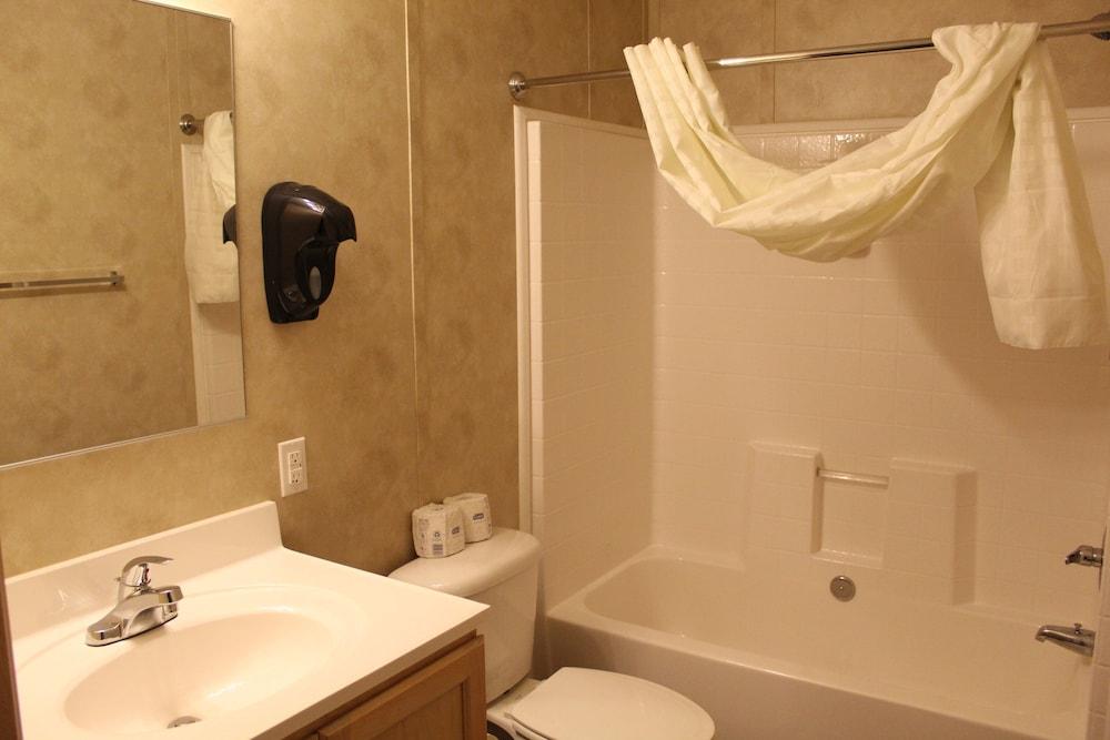 Target Hospitality-Delaware Lodge Orla photo 28