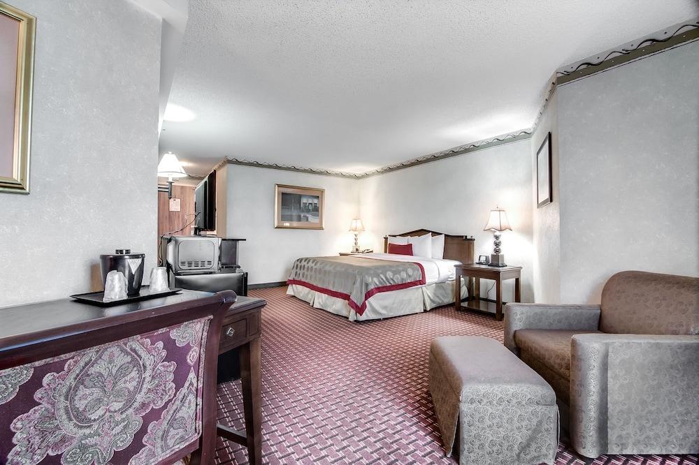 Ramada Plaza by Wyndham Atlanta Airport photo 8