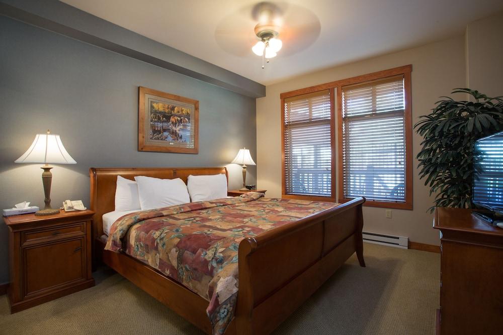 Solitude Condominiums photo 15
