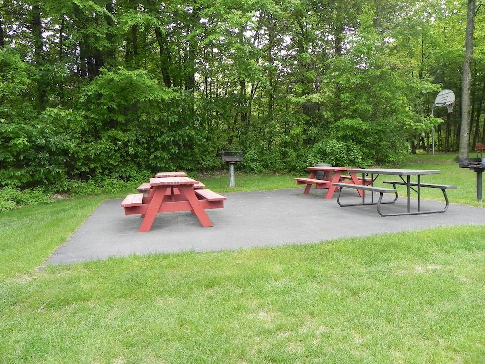Mohican Resort Motel photo 70