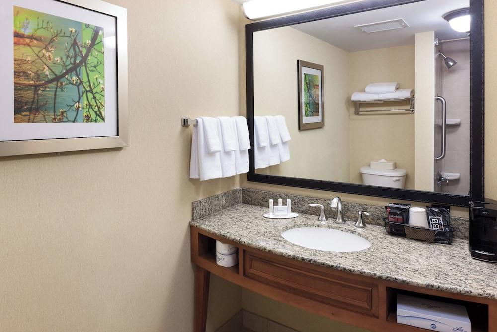 Fairfield Inn & Suites by Marriott Jacksonville Butler Blvd photo 9