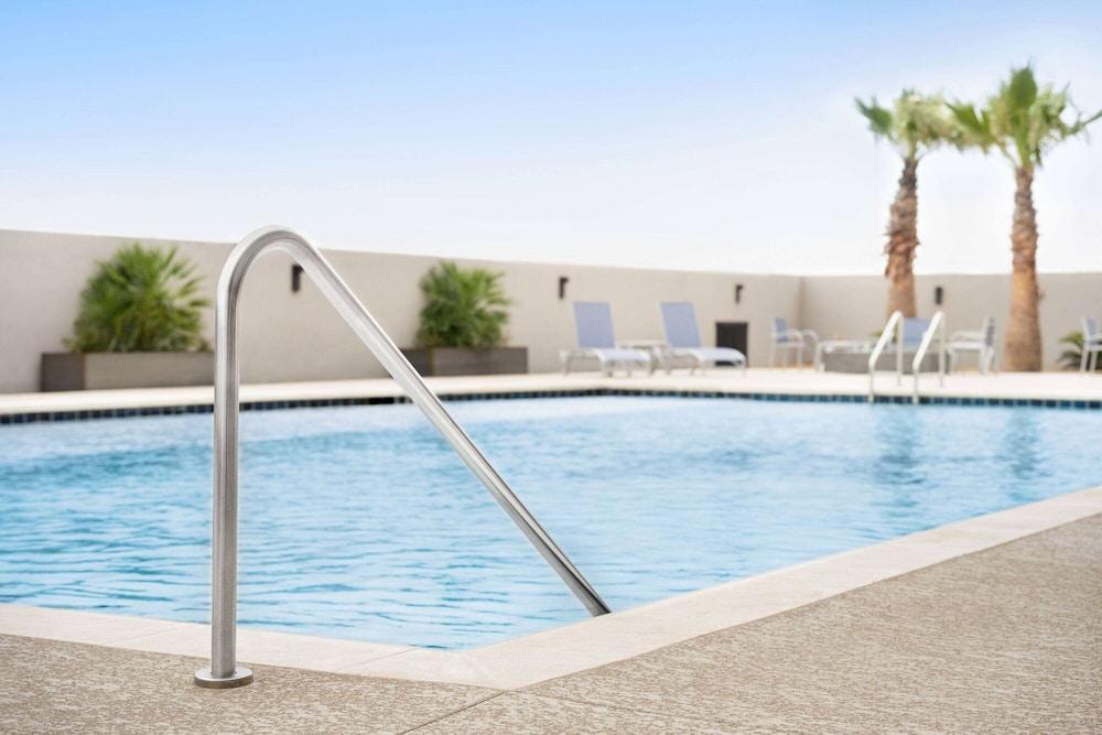 Hawthorn Extended Stay by Wyndham Del Rio photo 35