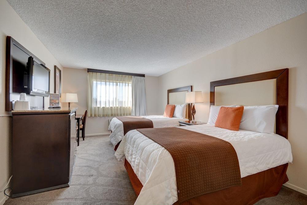 Longhorn Casino & Hotel photo 32