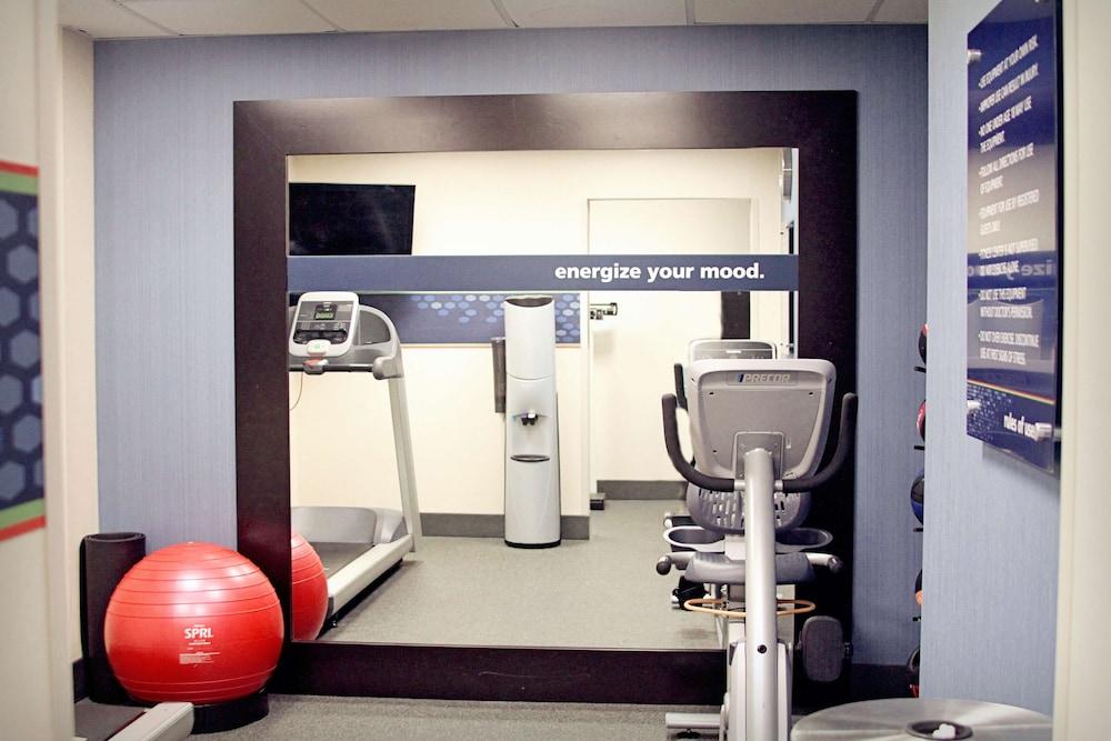 Hampton Inn Tampa/Rocky Point-Airport photo 15