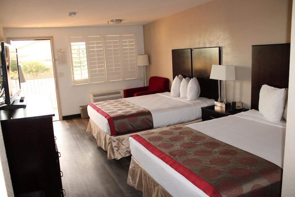 Infinity Inn & Suites photo 6