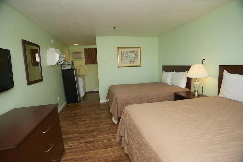 Marguerite Motel photo 13