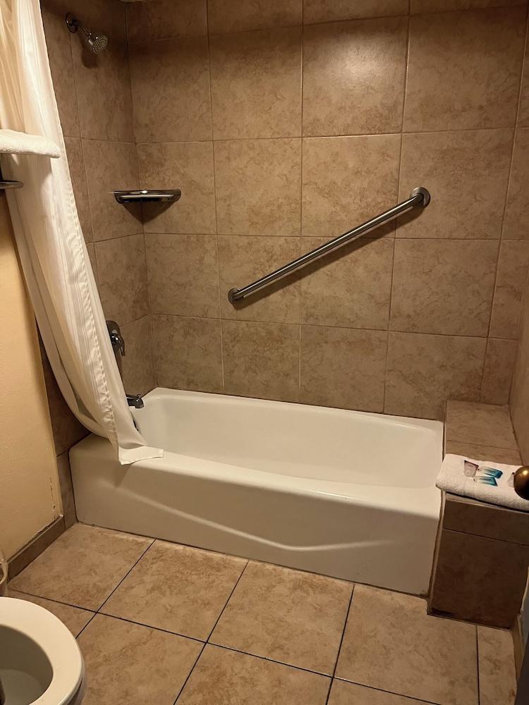 Del Aire Inn LAX photo 16