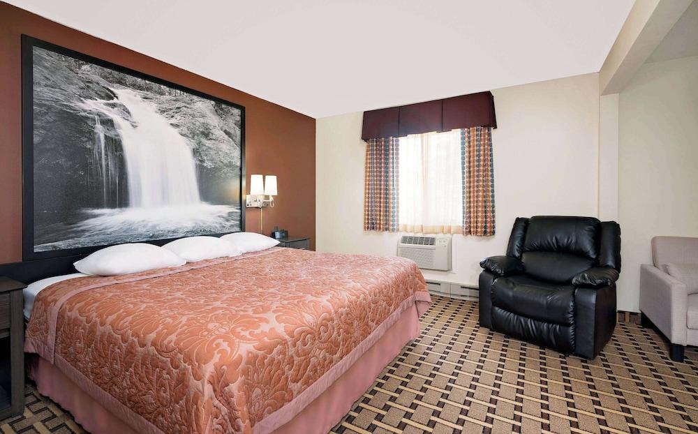 Super 8 by Wyndham Ashland photo 36