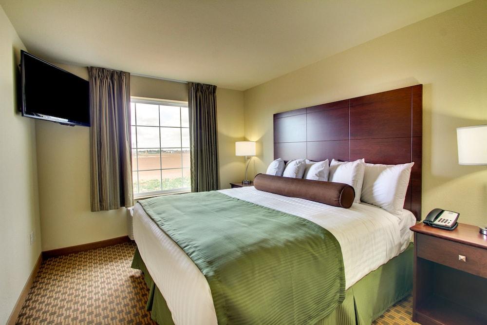 Stanton Inn & Suites photo 35