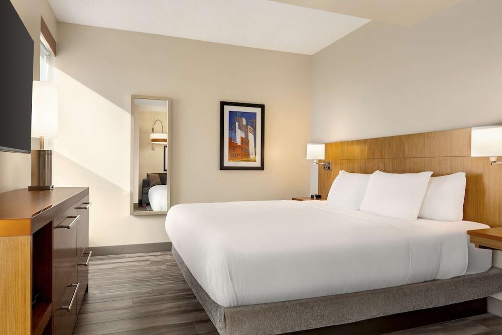 Hyatt Place Columbia/Downtown/The Vista photo 9