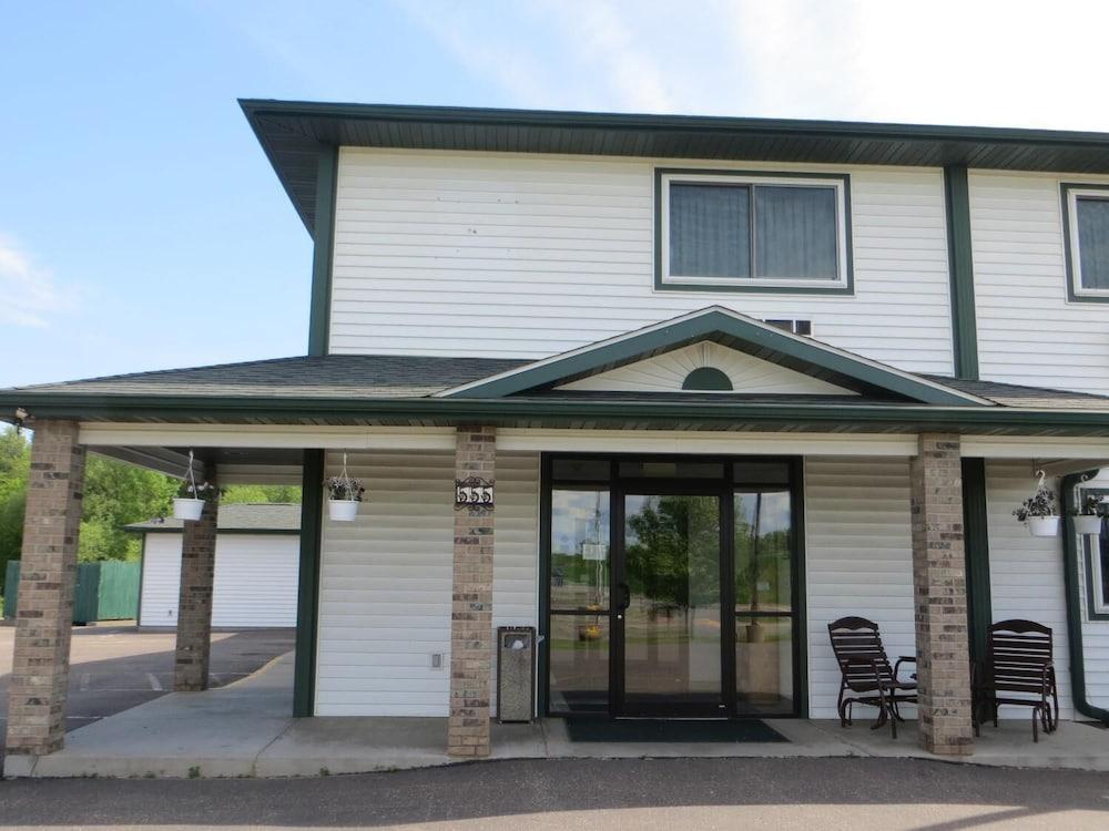 AmeriVu Inn and Suites - Stanley photo 33