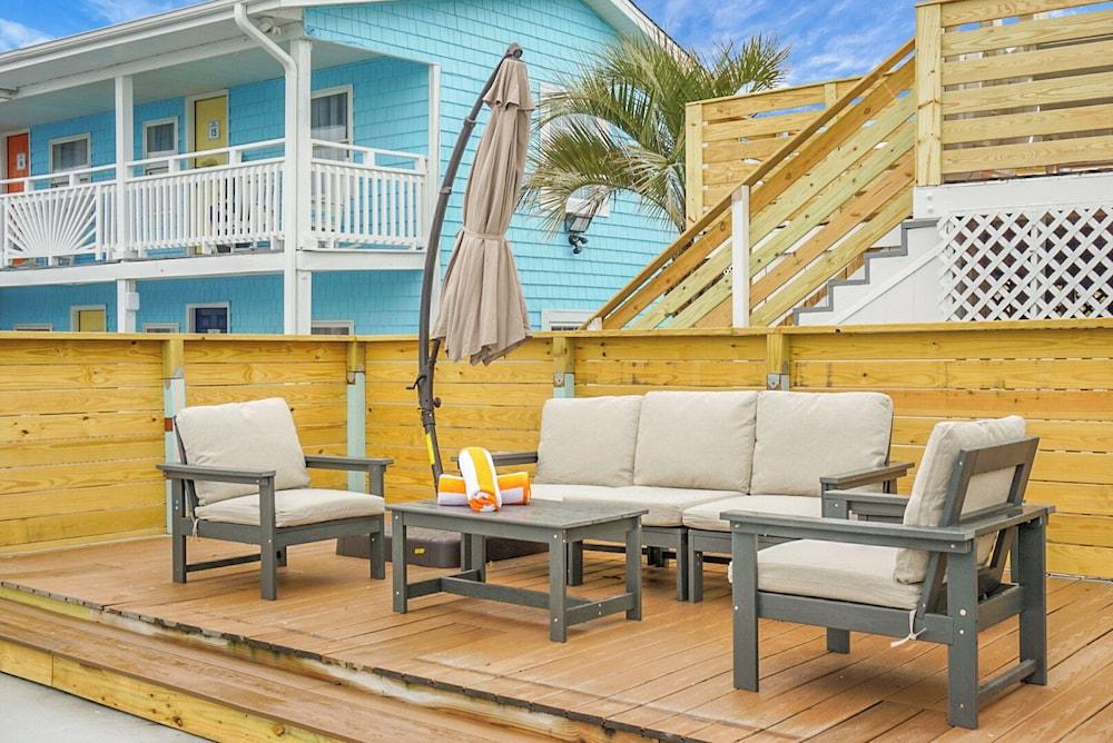Boardwalk Inn photo 88