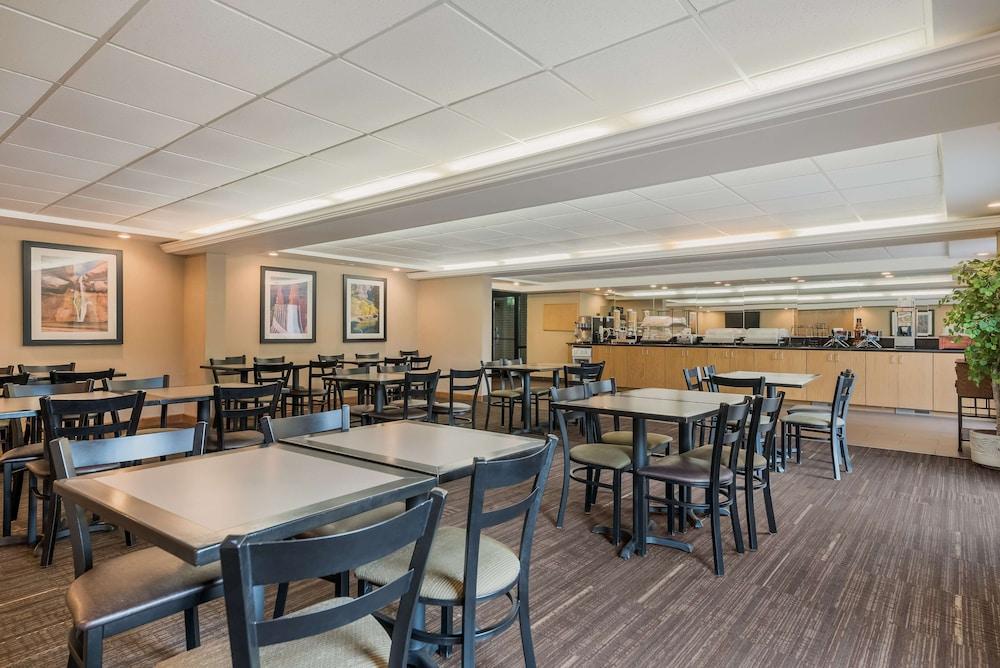 Best Western Town & Country Inn photo 30