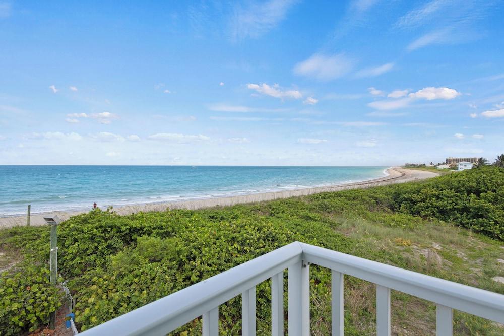 Oceanfront Inn photo 8