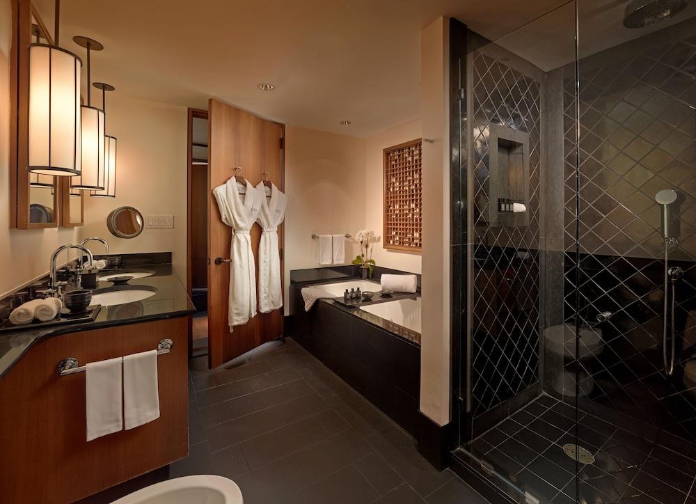 The Setai photo 71