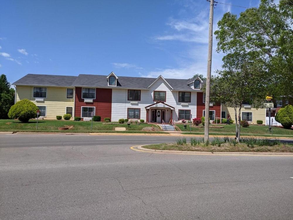 Medical Inn Motel photo 9