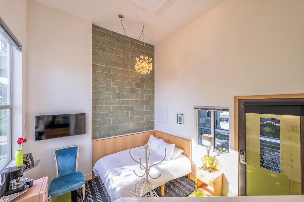 Hotel Narcissus photo 10