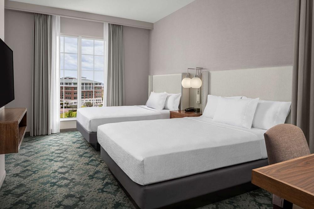 Embassy Suites by Hilton Charleston Harbor Mt. Pleasant photo 11
