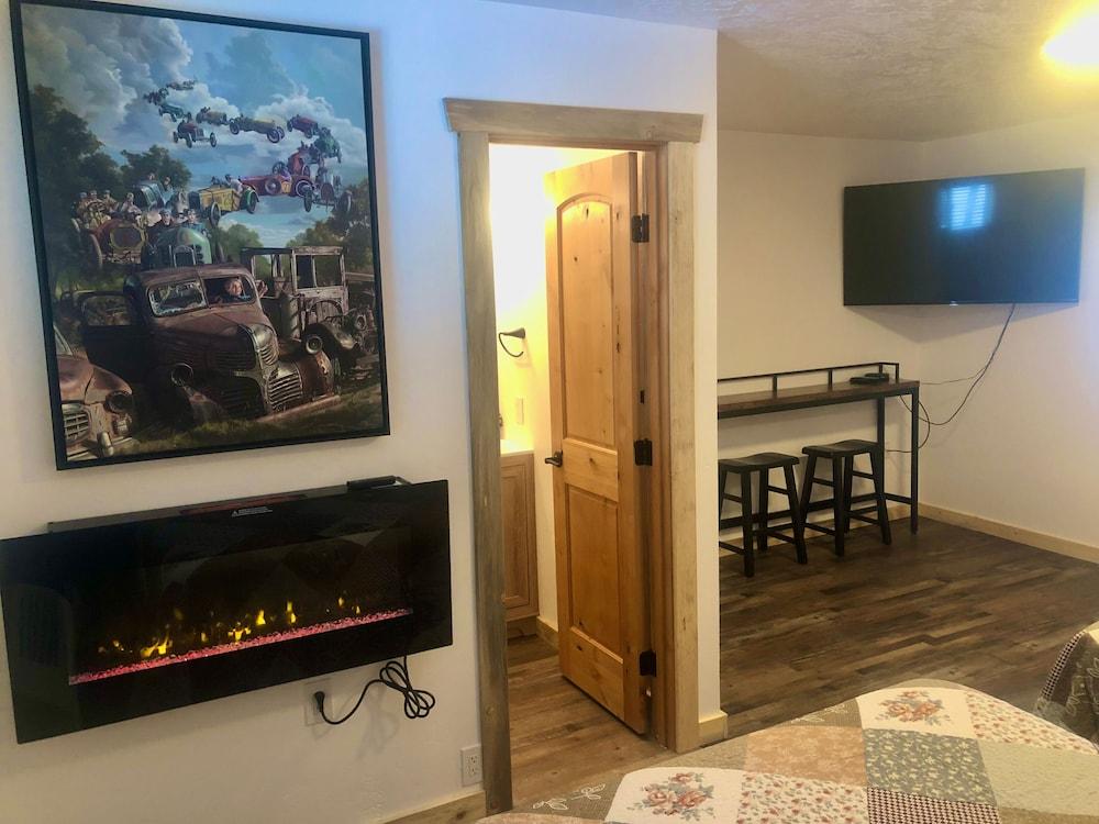 Alpine Lodge and RV photo 21