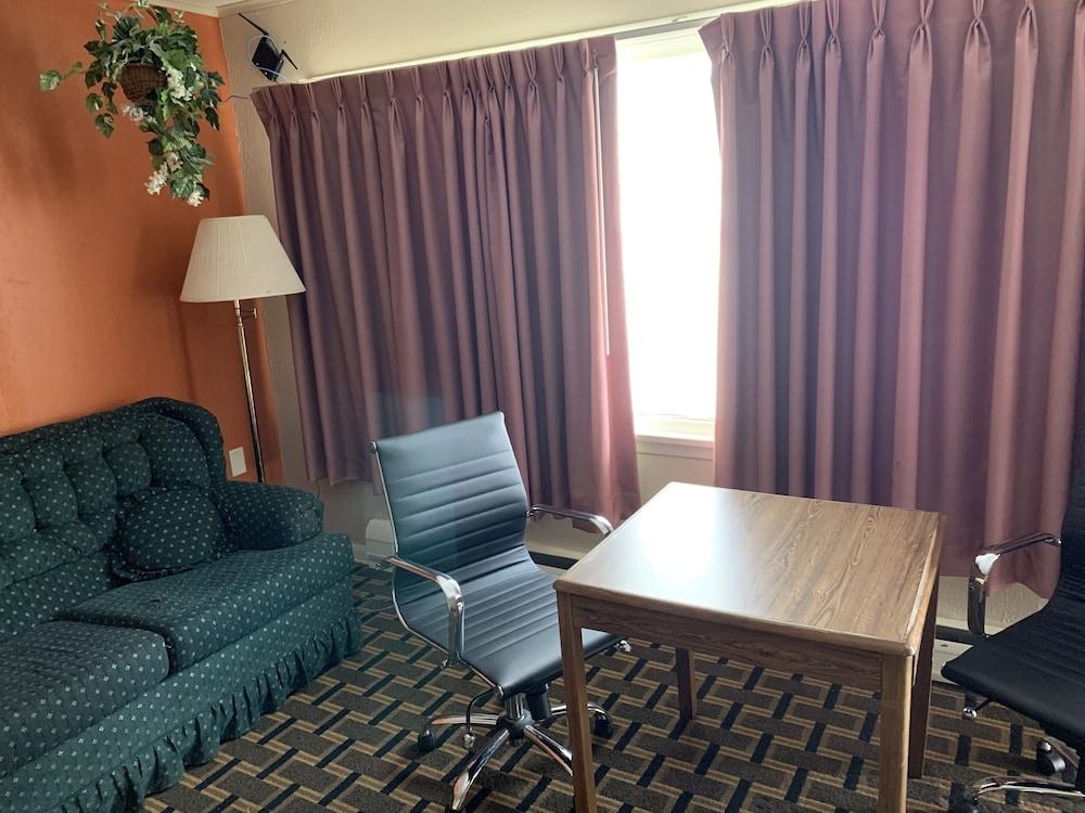 Ashland Motel photo 9