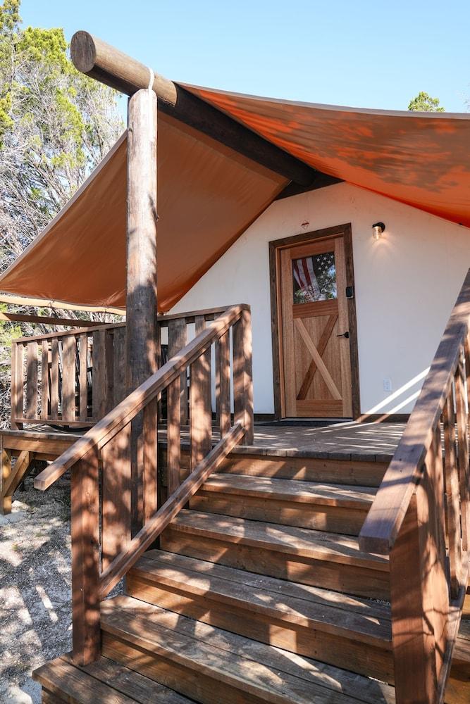 Lucky Arrow Retreat - Dripping Springs photo 36