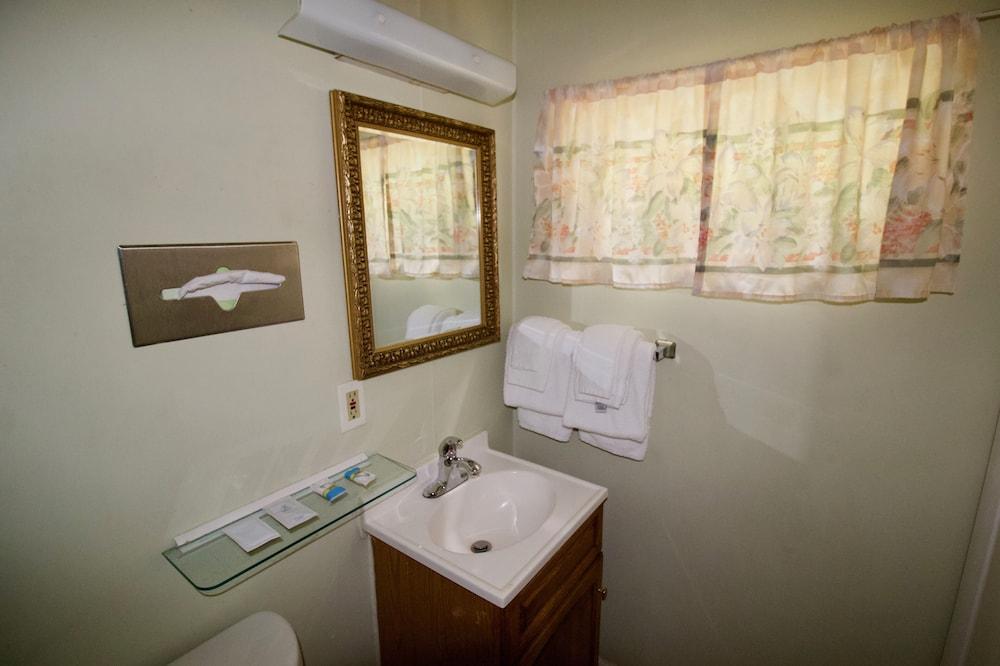 Oakdell Motel photo 9