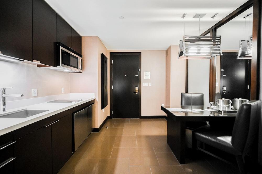 StripViewSuites at Vdara photo 47