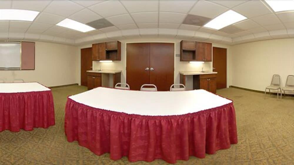 Comfort Inn & Suites Morganton South photo 38