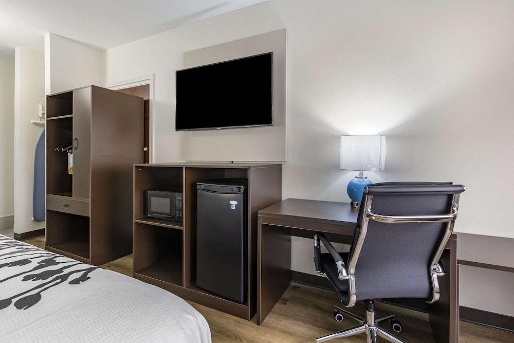 Sleep Inn & Suites Grovetown - Augusta West photo 16