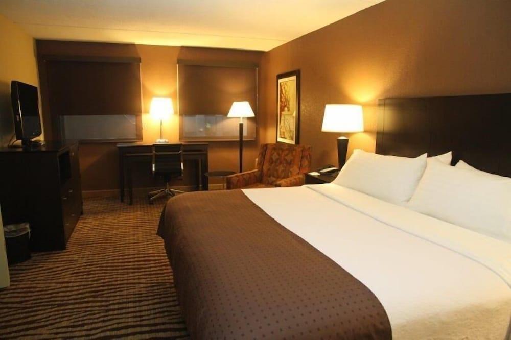 Holiday Inn Manitowoc by IHG photo 11