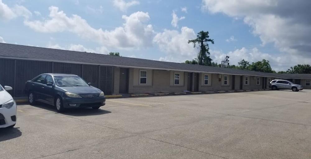 Glenrose Motel photo 6