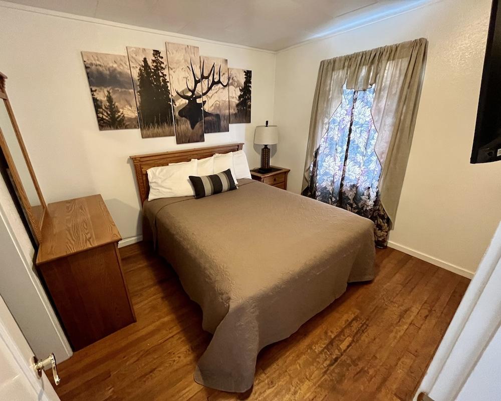 Cascade Motel photo 14