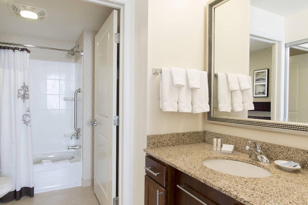 Residence Inn Marriott Moline photo 26