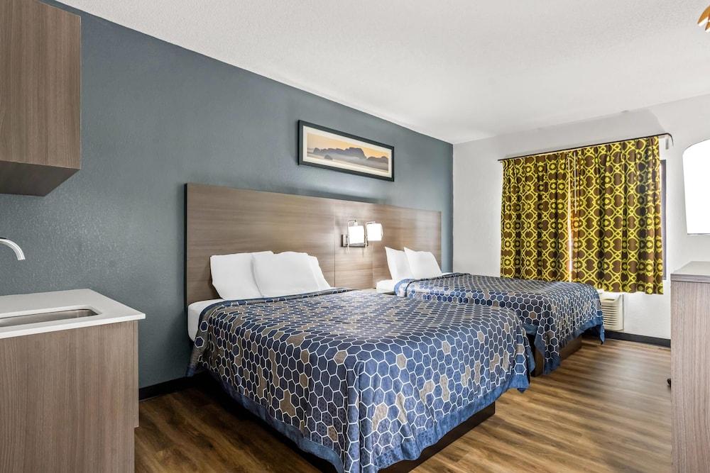 Econo Lodge Jesup photo 4