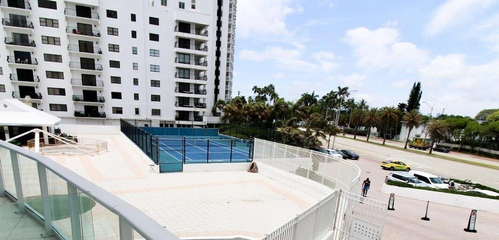 Penthouse oceanview photo 6