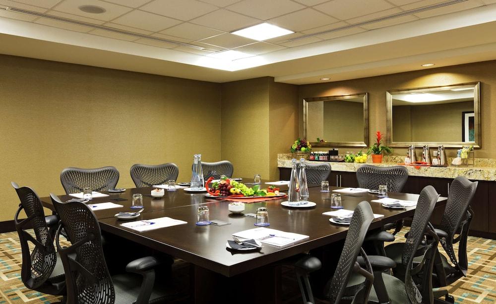 Hilton Garden Inn Washington DC/U.S. Capitol photo 20