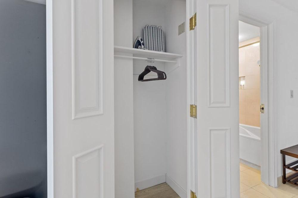 Beachfront Double Queen Hotel CozySuite photo 5