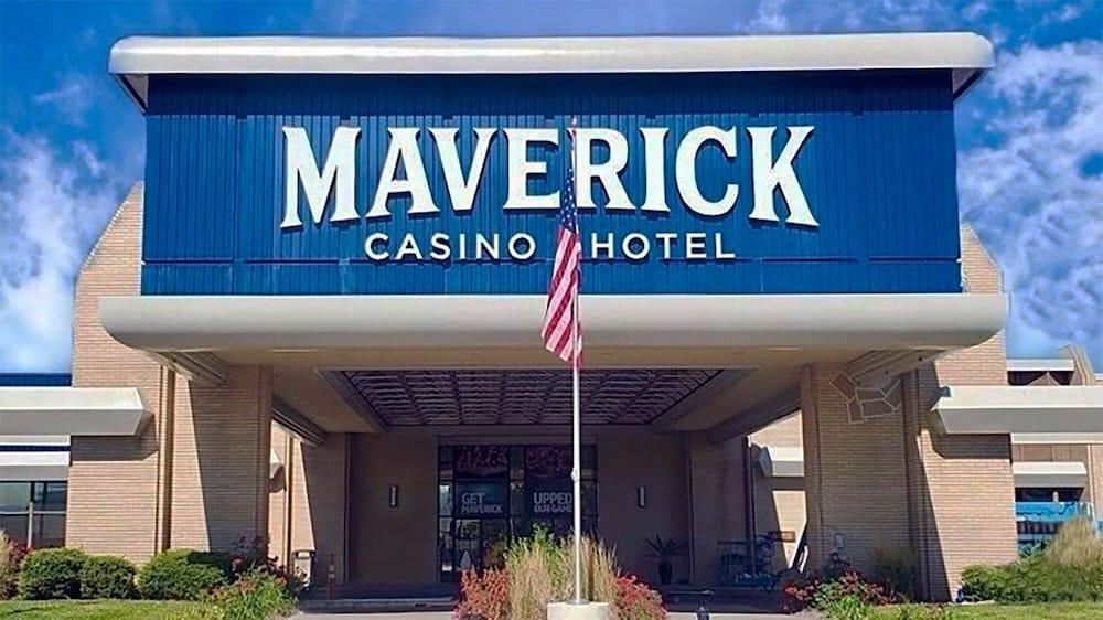 Maverick Hotel and Casino by Red Lion Hotels photo 49