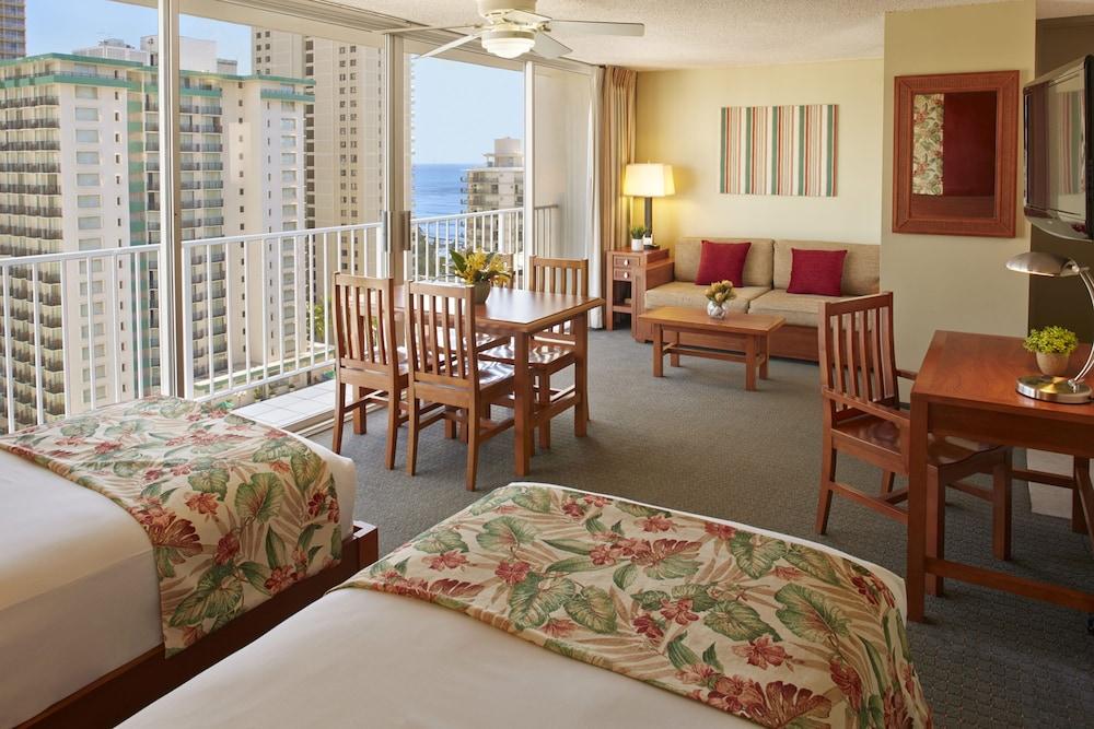 Pacific Monarch Hotel photo 20