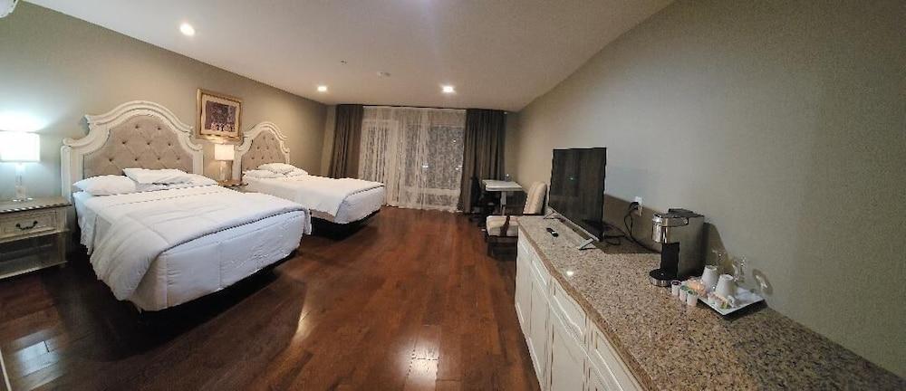 Lakeview Hotel photo 3