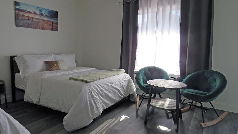Gatehouse Motel photo 3
