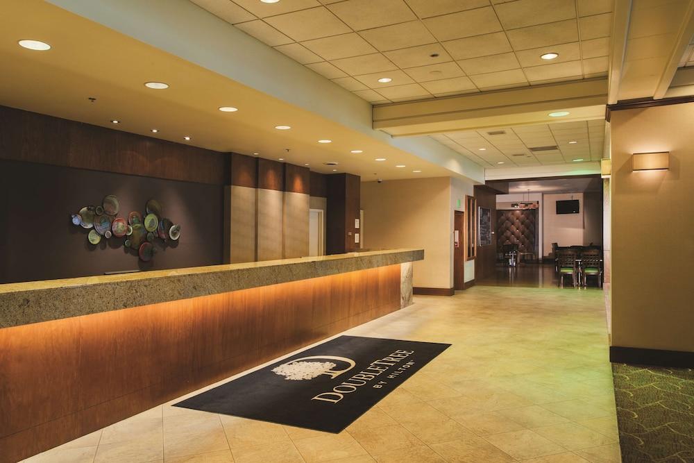 DoubleTree by Hilton Omaha Downtown photo 5