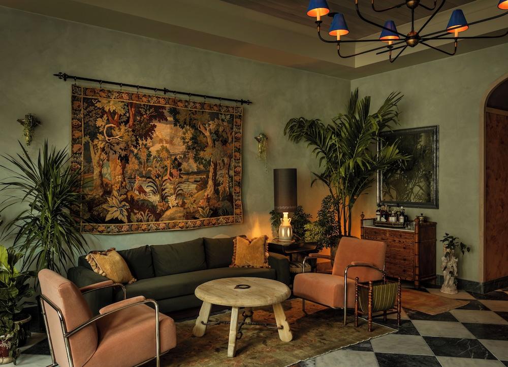 The Nickel Hotel photo 2