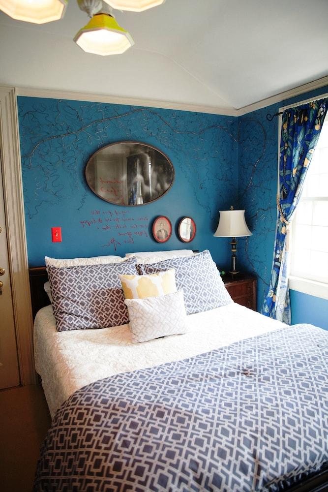 Bee and Thistle Inn photo 66