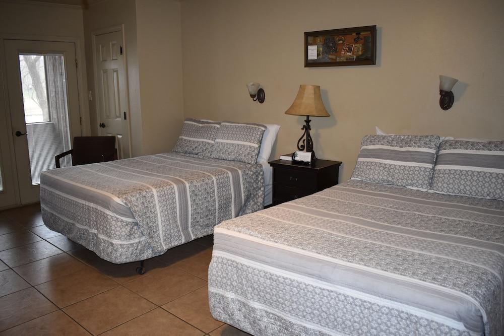 Jack's White River Fishing Resort photo 17