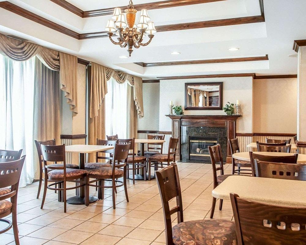 Comfort Inn & Suites Carneys Point - Pennsville photo 24