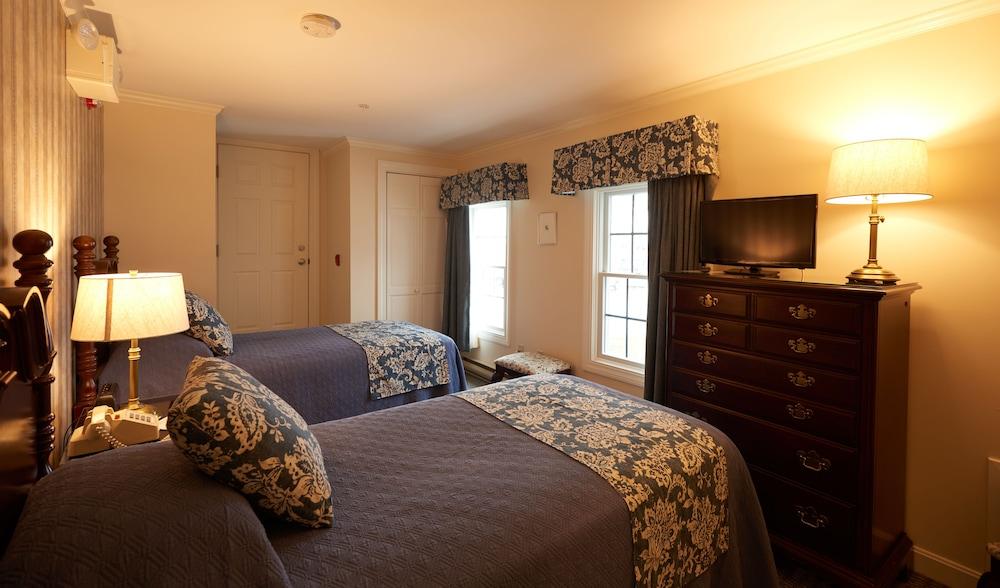 The Sparhawk Oceanfront Resort photo 31