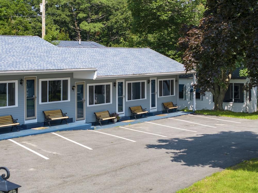 The Beaches Guest Rooms and Cottages photo 59