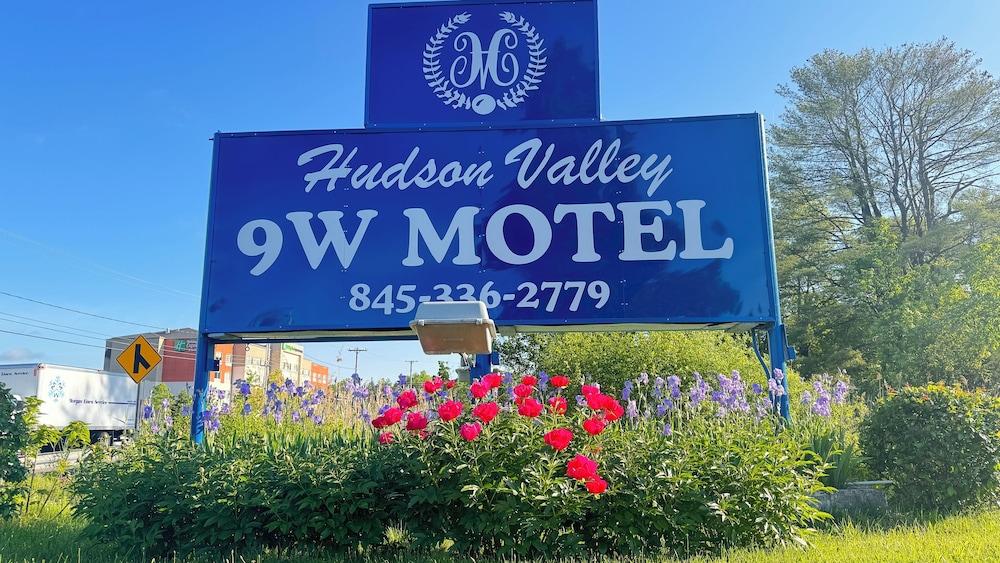 Hudson Valley 9w Motel photo 16