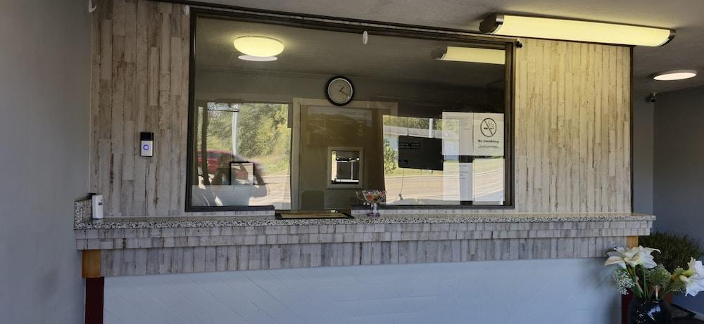Sunrise Inn photo 4